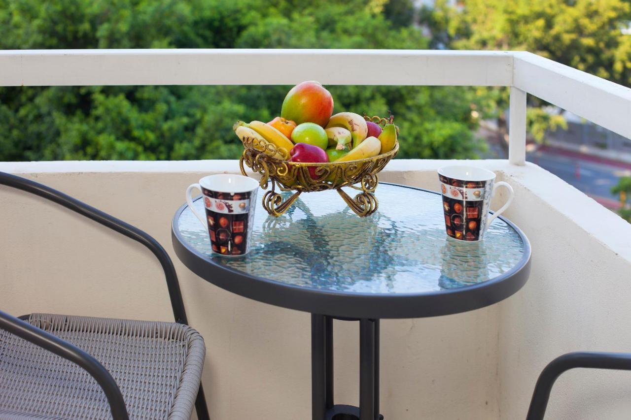 Poseidon Boutique Apartment 2 Limassol Ngoại thất bức ảnh